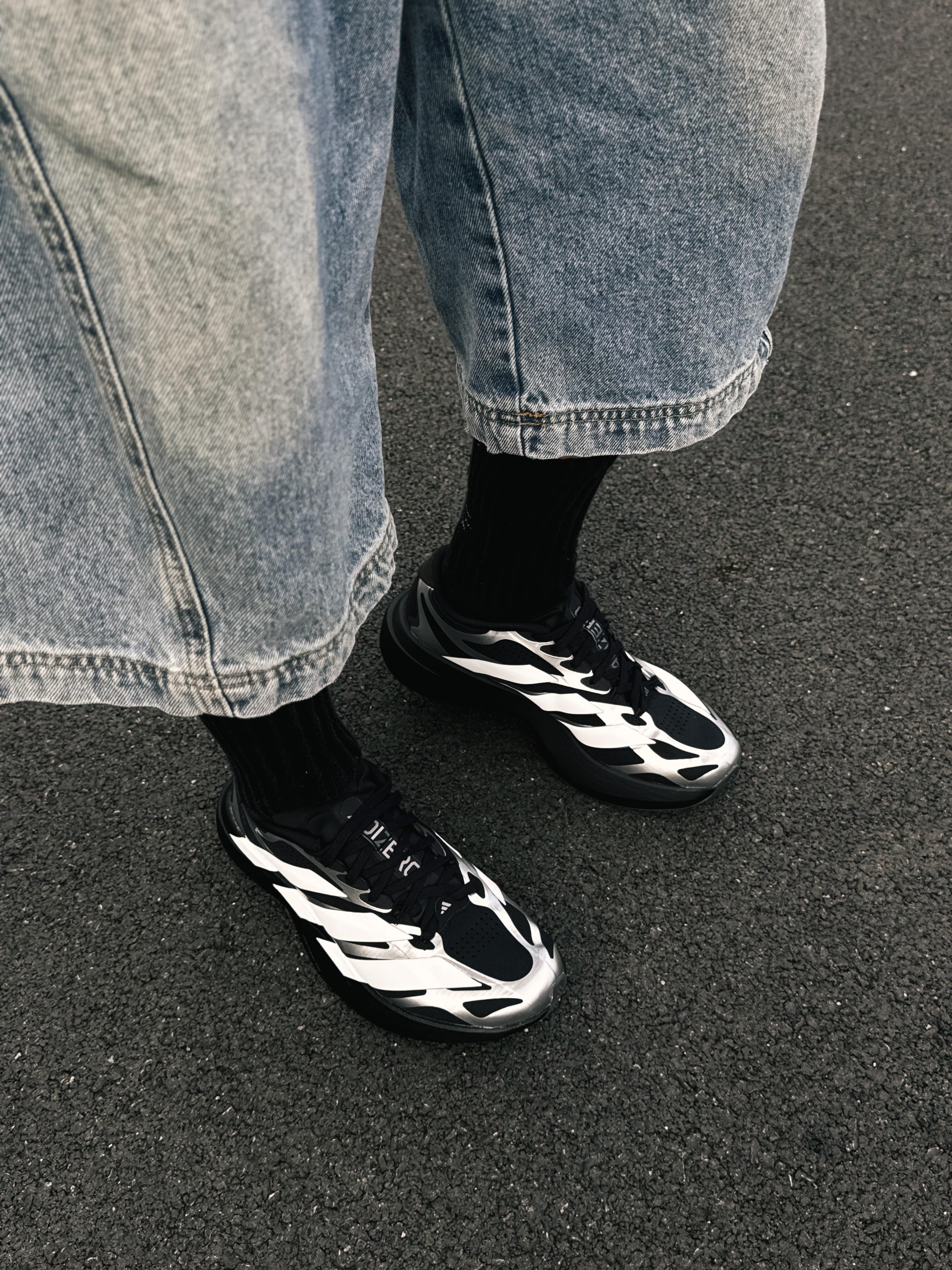 adidas Adizero EVO SL EXO|黑白银跑鞋上脚太帅了